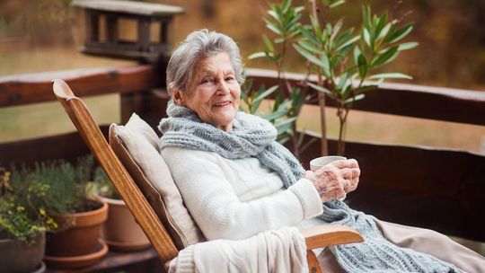 Praca opiekunki w Niemczech – jak bezpiecznie wyjechać?