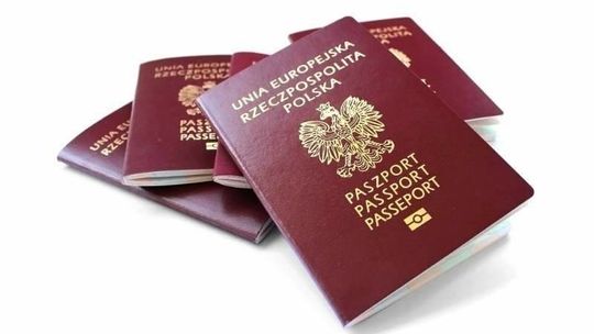 Problemy z wyrobieniem paszportu w całej Polsce. Czy w naszym powiecie będzie lepiej?