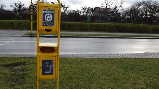 "Psi pakiet" wiecznie pusty. Co się dzieje z woreczkami? 