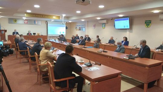 Rada powiatu uchwaliła budżet na 2022 rok