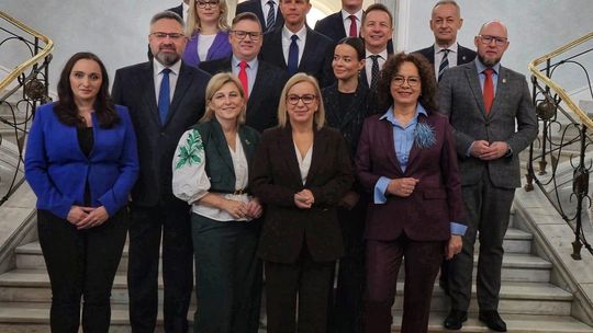 Rozłam w Polsce 2050. Powstał nowy klub sejmowy Centrum. Co z koalicją rządzącą?