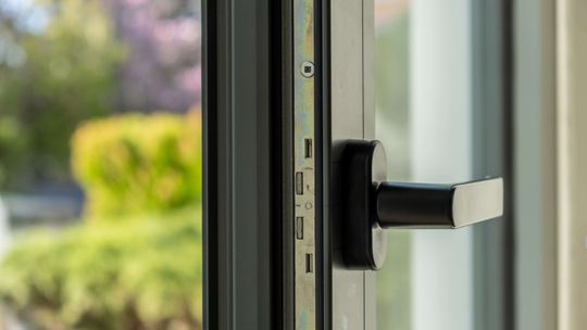 Ślusarka aluminiowa - praktyczne rozwiązanie do nowoczesnych wnętrz