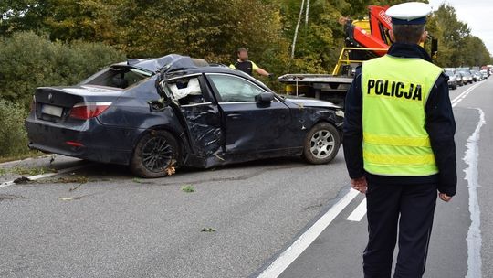 Śmiertelny wypadek na DK 22 i naruszenie miru domowego w Subkowach