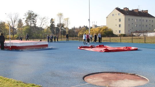 Sportowy festiwal skoków na tczewskim stadionie miejskim