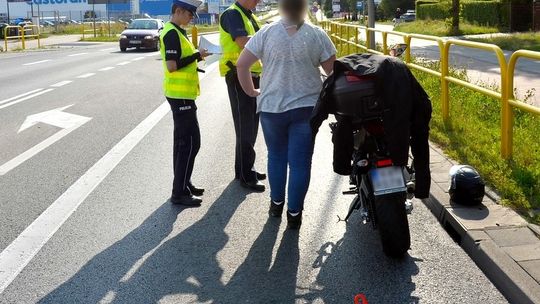 Starogard Gdański: Motocyklistka potrąciła 15-letnią dziewczynkę na przejściu dla pieszych