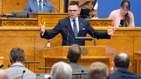 Szymon Hołownia chce do ONZ. Ma dość szamba, przez które przeszedł