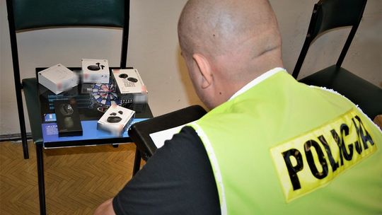 Tczew: 25-latek kradł słodycze i sprzęt elektroniczny