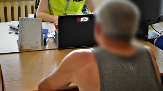 Tczew: 62-latek wpadł do Wisły. Sternik był pod wpływem alkoholu