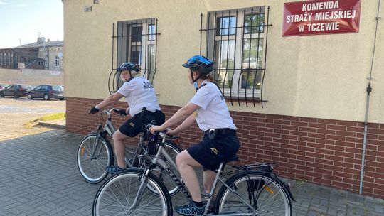 Tczew: Letnie patrole straży miejskiej na rowerach