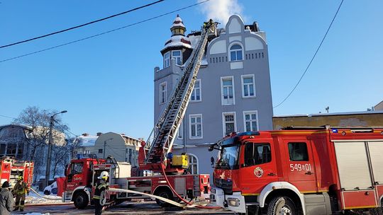 Tczew: Tragiczny pożar na ul. Obrońców Westerplatte. Nie żyje kobieta