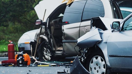 Tragedie na drogach. Rodzice zginęli, 8-miesięczne dziecko walczy o życie