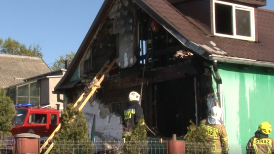 Tragiczny poranek w Czarlinie. W pożarze zginęły dwie osoby