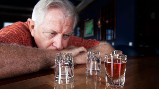 Urzędowa cena na alkohol? Strach przed powrotem melin
