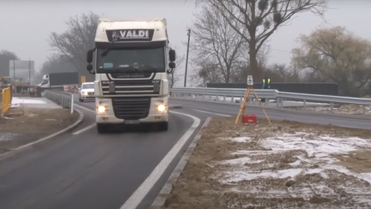 Utrudnienia na DK22. Zmiana organizacji ruchu na odcinku Czarlin – Knybawa