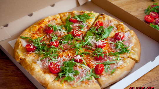 Wielki, nocny głód? Pomoże... pizza