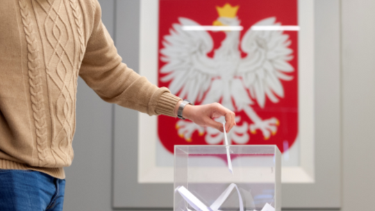 Wybory w czasie zwolnienia lekarskiego. Możemy iść i głosować?