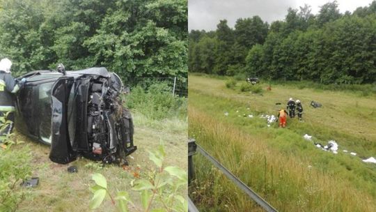 Wypadek na A1. Dachowanie samochodu osobowego