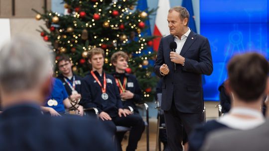 Za Tuska jest lepiej? Tak Polacy oceniają rok jego władzy [SONDAŻ]