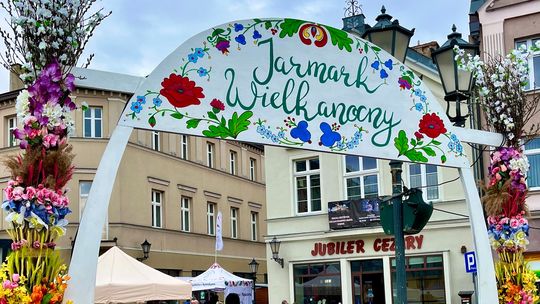 Zajączek odwiedził Tczew. Za nami Jarmark Wielkanocny [RELACJA]