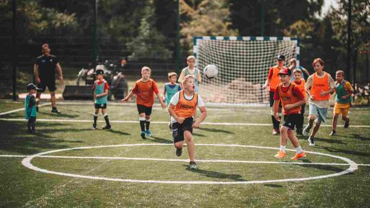 Zajęcia z piłki nożnej dla dzieci – sport, zabawa i rozwój