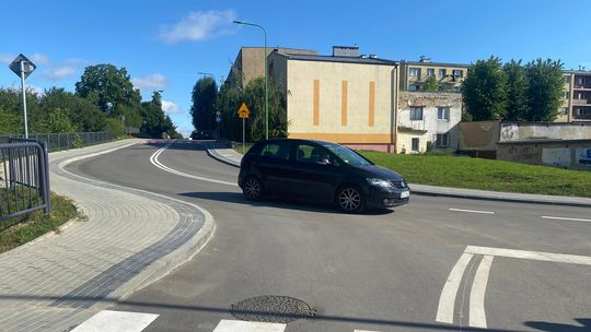 Zakończono przebudowę ulicy Ceglarskiej. Za nami oficjalnie otwarcie