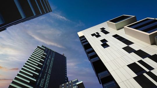 Zakup mieszkania z tarasem czy balkonem: Czy warto zainwestować w dodatkową przestrzeń na świeżym powietrzu?