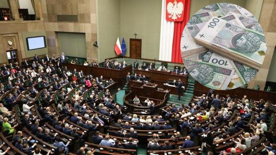 Zarobki posłów do poprawy. Chcą podwyżki. Jest ruch posłanki