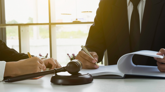 Zawieszono stacjonarną działalność punktów nieodpłatnej pomocy prawnej. Powód? COVID-19