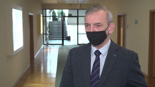 Zdaniem władz ZNP, szczepienia nauczycieli powinny być przeprowadzane równolegle ze szczepieniami seniorów