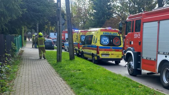 Zginęli we śnie. Sąsiedzi żegnają rodzinę, którą zabił czad
