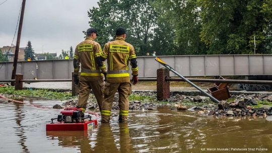 Zmyło wszystko, stadiony też. Dramat 100 klubów sportowych