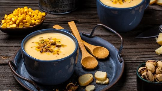 Zupy krem na rozgrzanie. Trzy pomysły na niedzielny obiad