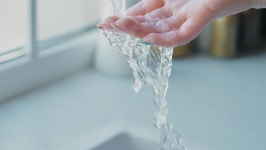 ZWiK zadba o jakość wody. Planowane nocne płukanie sieci w naszym mieście