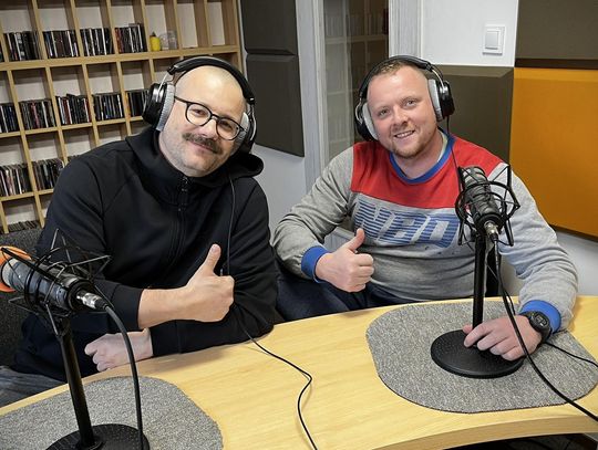 na zdj. operatorzy TV Tetka z okazji Prima Aprilis ;)