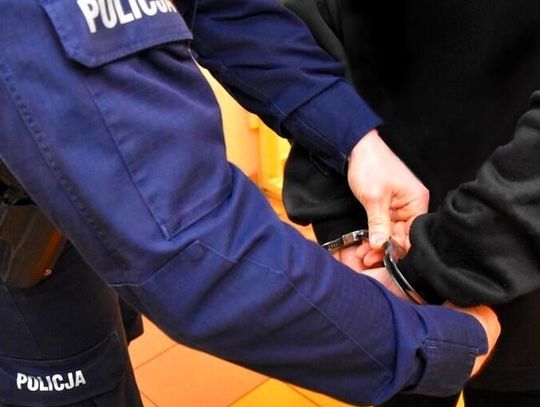 Starogard Gdański: Ucieczka nieudana. Policja zatrzymała 39-latka z narkotykami