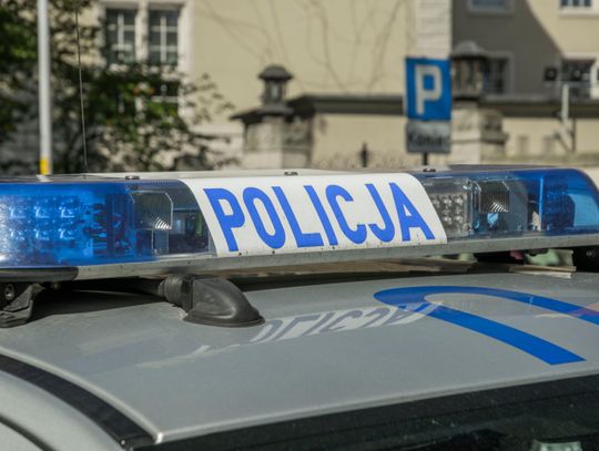 Tragedia w Tczewie: Zwłoki 43-latki w mieszkaniu. Policja zatrzymała 19-latka