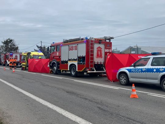 Tragiczny wypadek na DK91. Nie żyją dwie osoby, trwa akcja służb