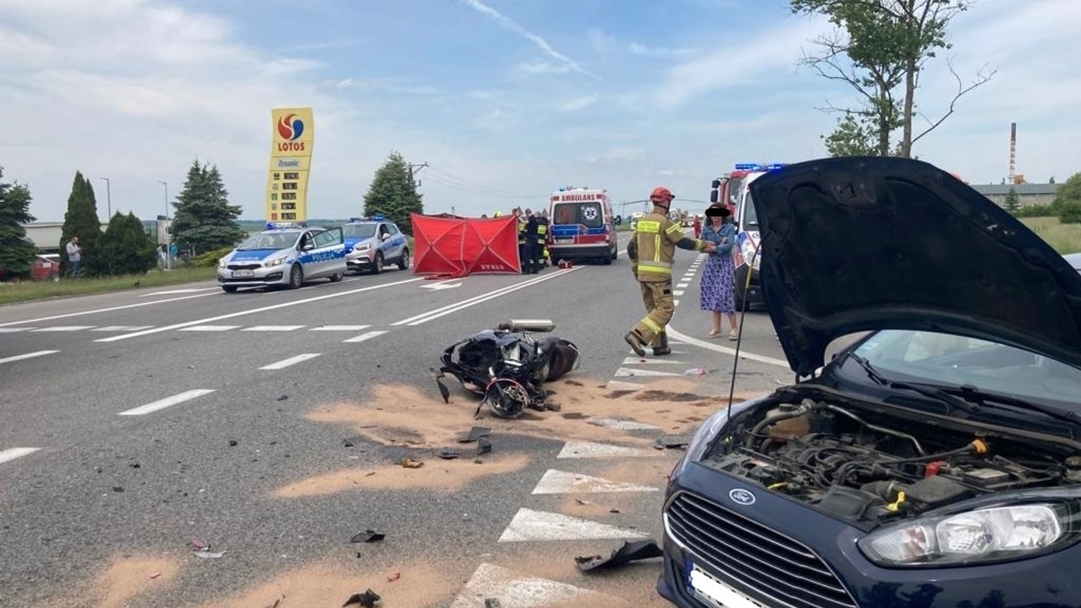 Wypadek Na Dk91 W Gniewie Motocykl Zderzył Się Z Samochodem Dwie Osoby Są R 2255