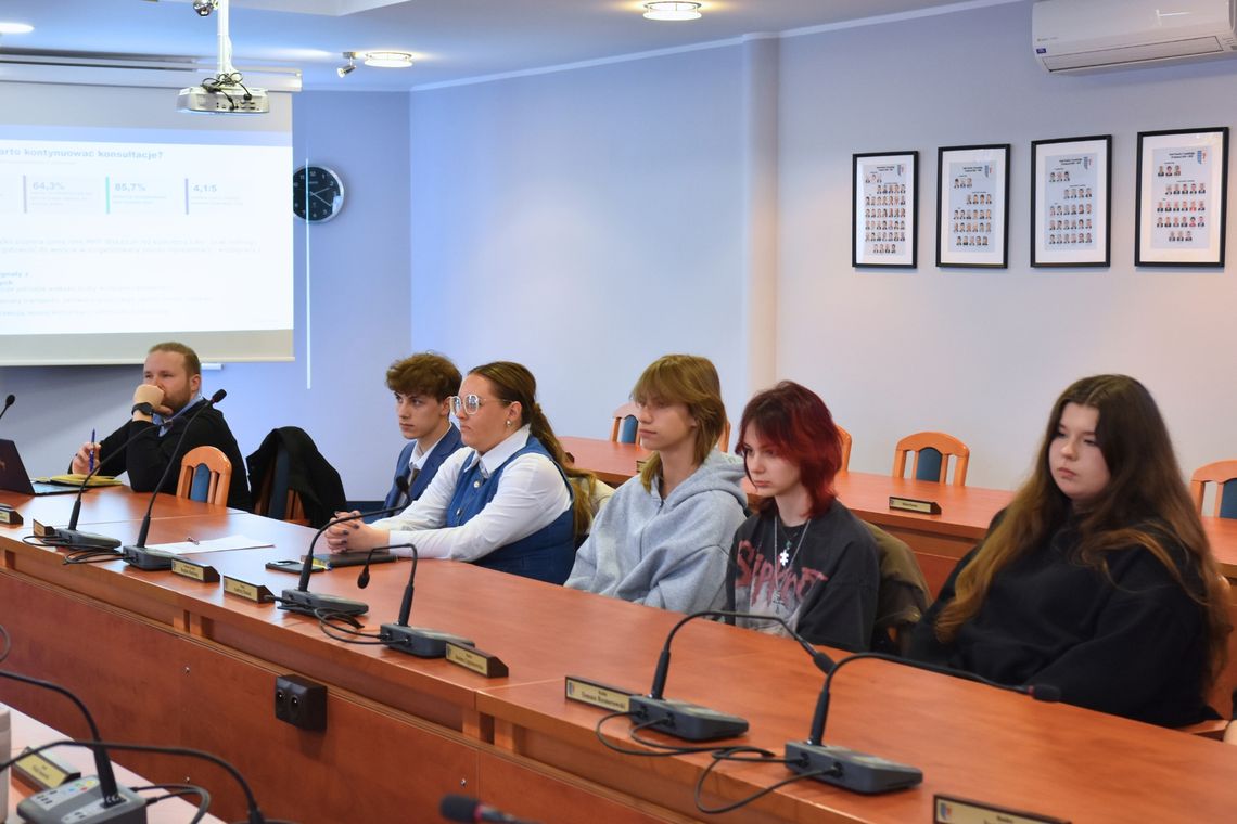 Młodzi mają głos: Trwają prace nad Młodzieżową Radą Powiatu Tczewskiego