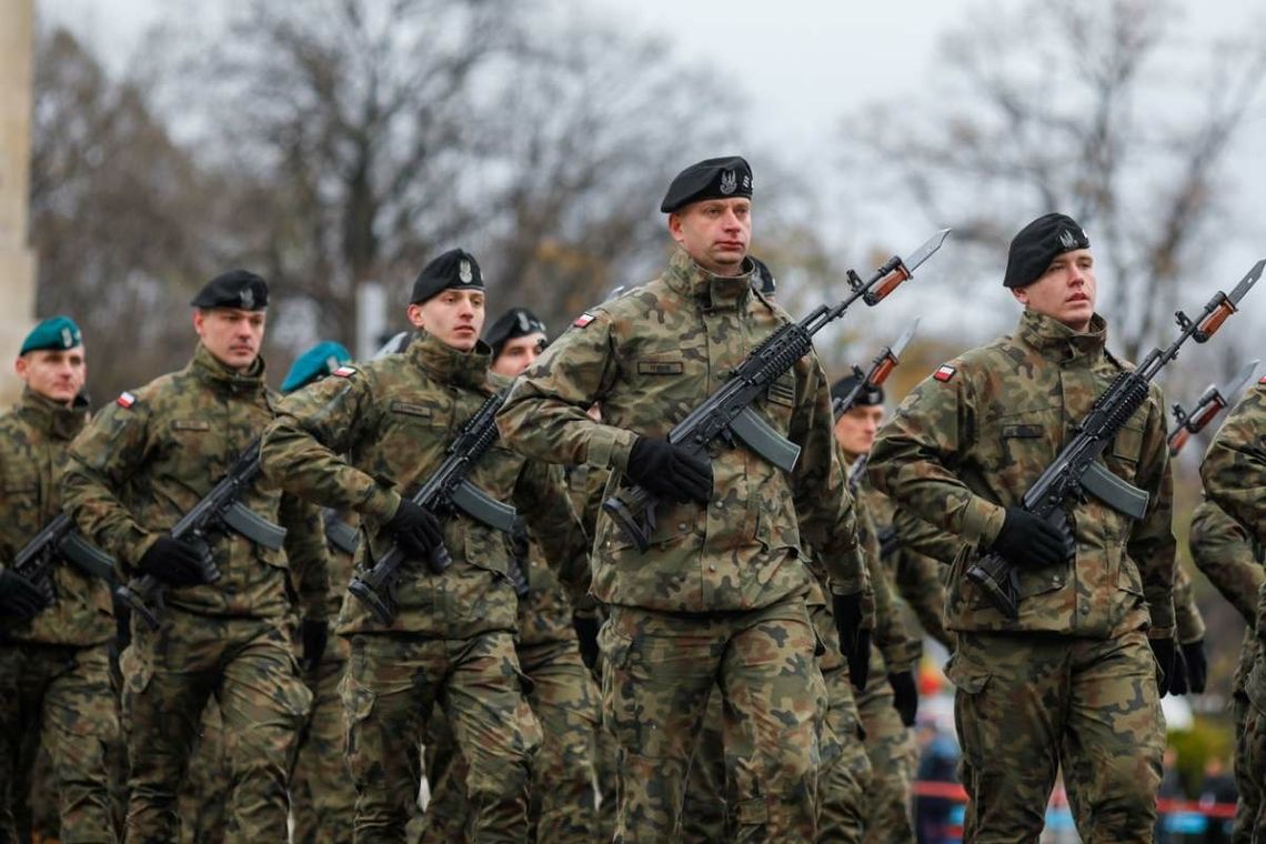 200 tysięcy osób dostanie wezwanie do wojska