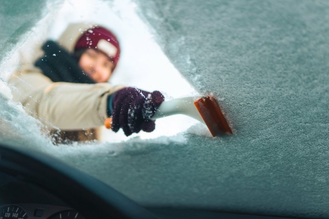 3 tysiące złotych mandatu za śnieg na samochodzie. Mandaty już się sypią 