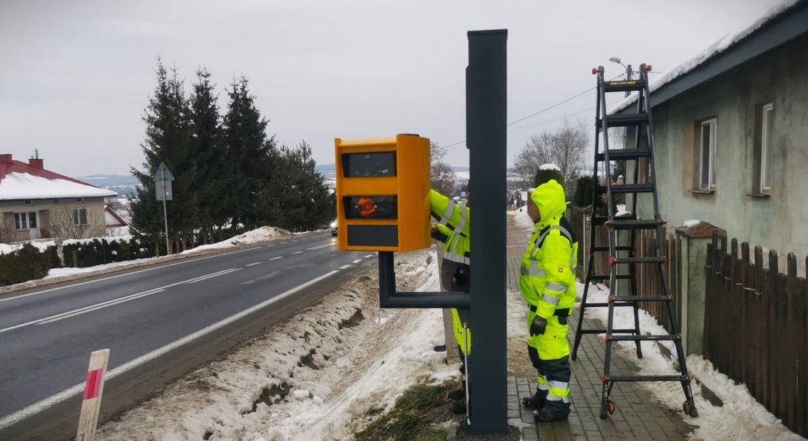 Aż 70 nowych fotoradarów. Staną w tych miejscach [LISTA]