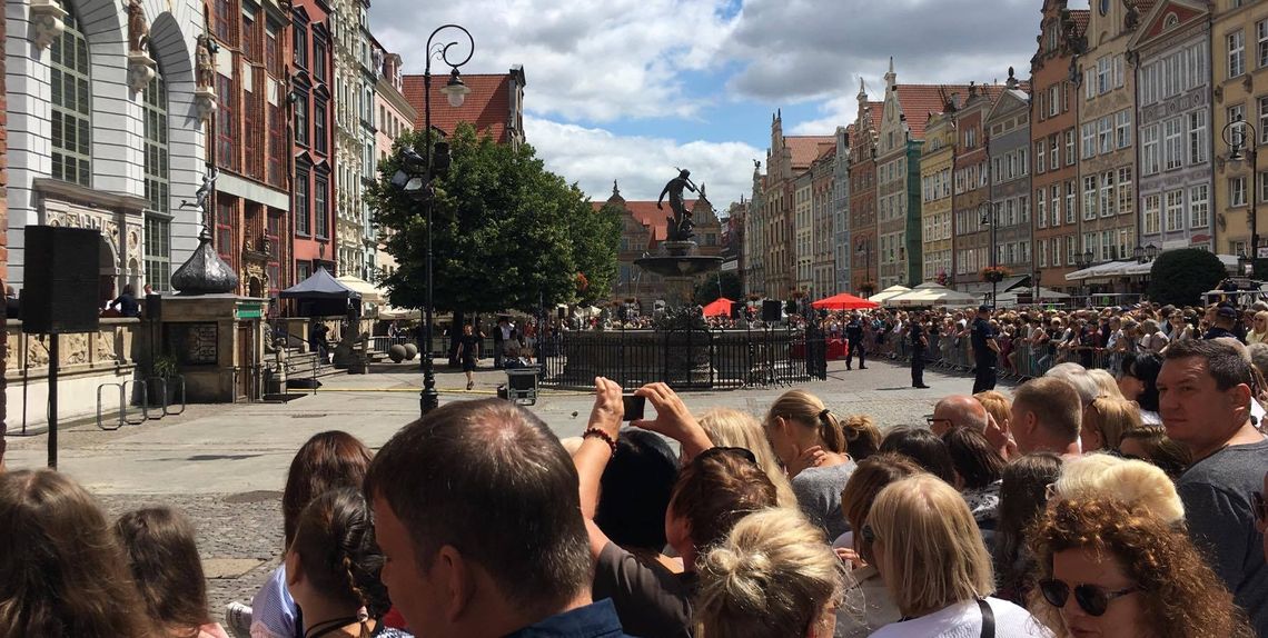 Brytyjska para książęca odwiedza Gdańsk [NA ŻYWO, ZDJĘCIA, WIDEO]