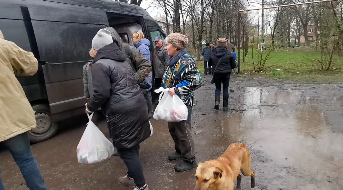 Celem wyprawy był Donbas. Tczewianie dostarczyli pomoc w najbardziej ostrzeliwany rejon Ukrainy [ROZMOWA]