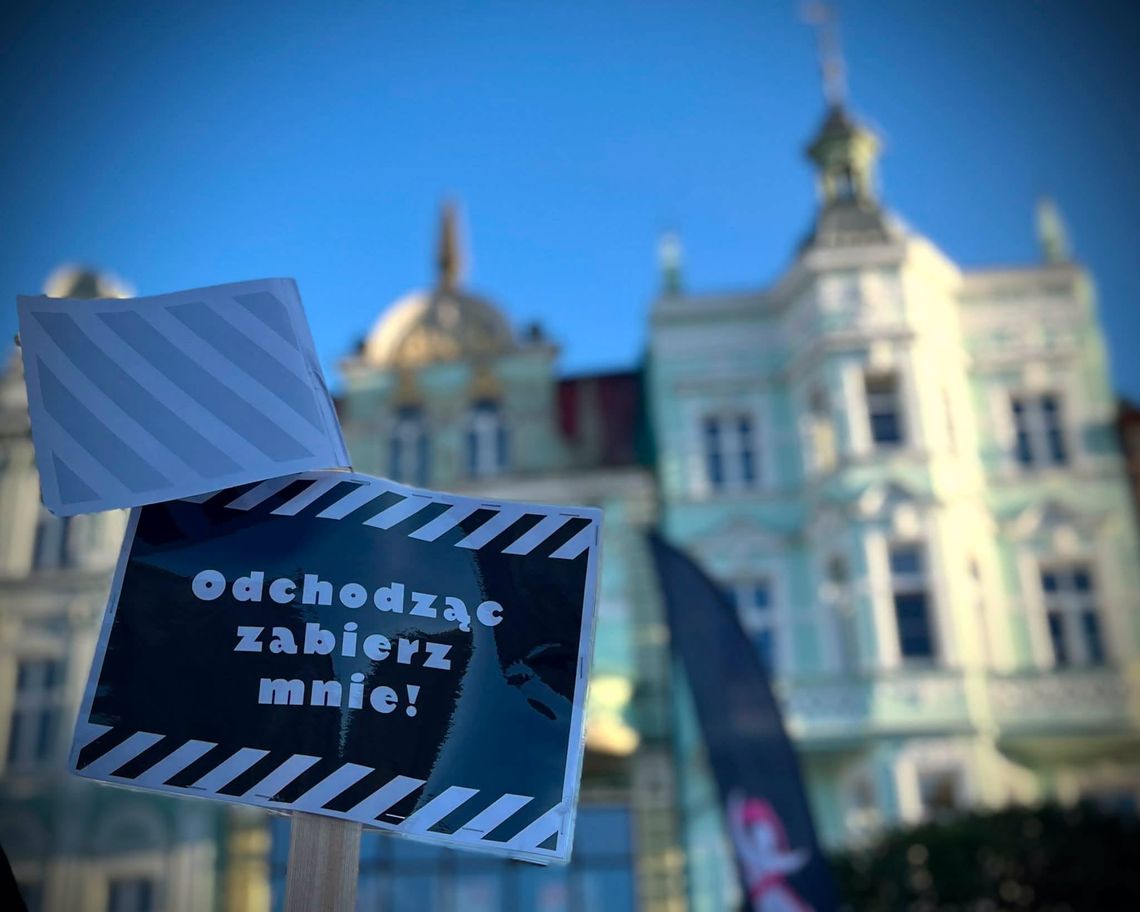 Czarno-biały Tczew. Za nami jubileuszowy 25. Festiwal In Memoriam Grzegorza Ciechowskiego! Czarno-biały Tczew. Za nami jubileuszowy 25. Festiwal In Memoriam Grzegorza Ciechowskiego!