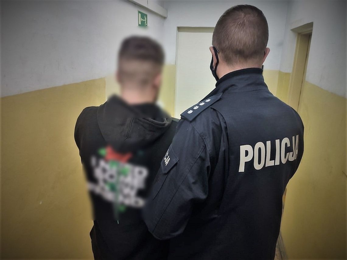 Dwaj obywatele Mołdawii odpowiedzą za kradzieże. Okradli sklep w Gniewie i Pelplinie