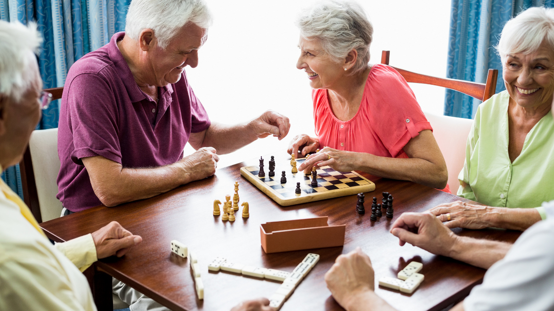 Dzięki tym zniżkom więcej zostaje w portfelach seniorów