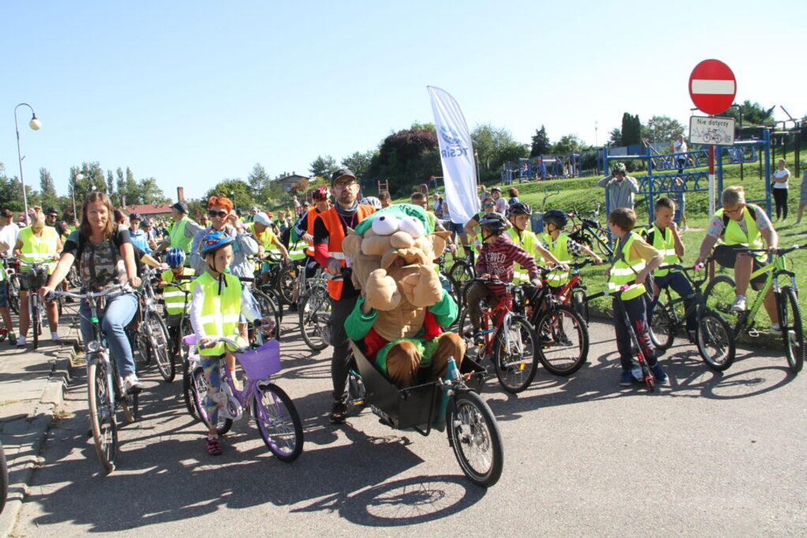 Dzień bez samochodu w Tczewie. Rowerowy przejazd i sportowa akcja charytatywna