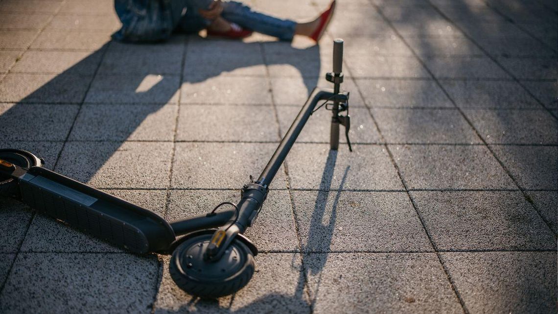 E-hulajnogi opanowały Polskę. Jest ofiara śmiertelna tej mody