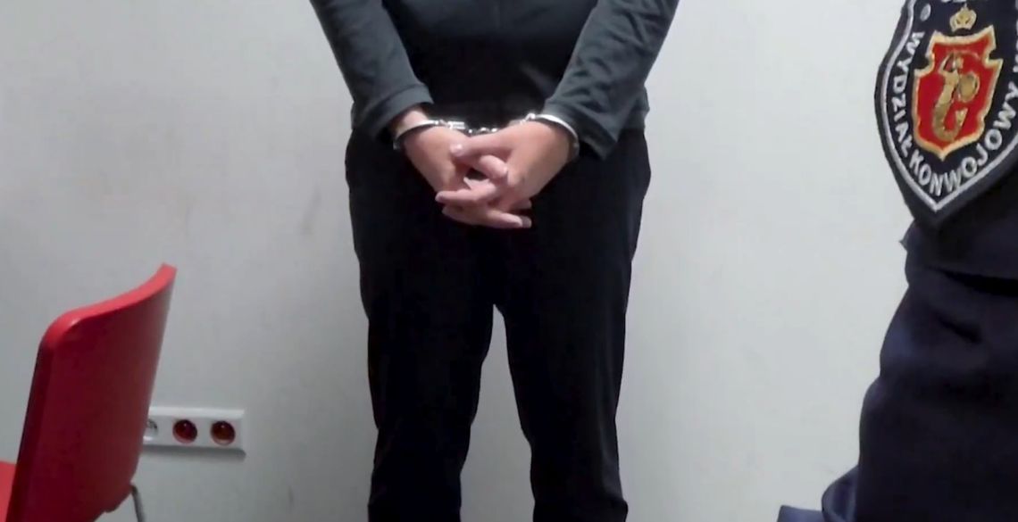 Ile kosztuje sprowadzenie do Polski pana w klapkach? Nie tak mało